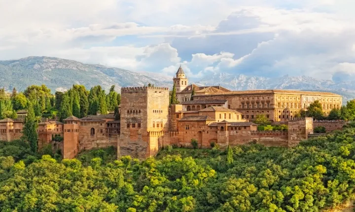 Granada’da Gezilecek Yerler