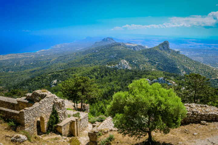 Apostolos Andreas Manastırı