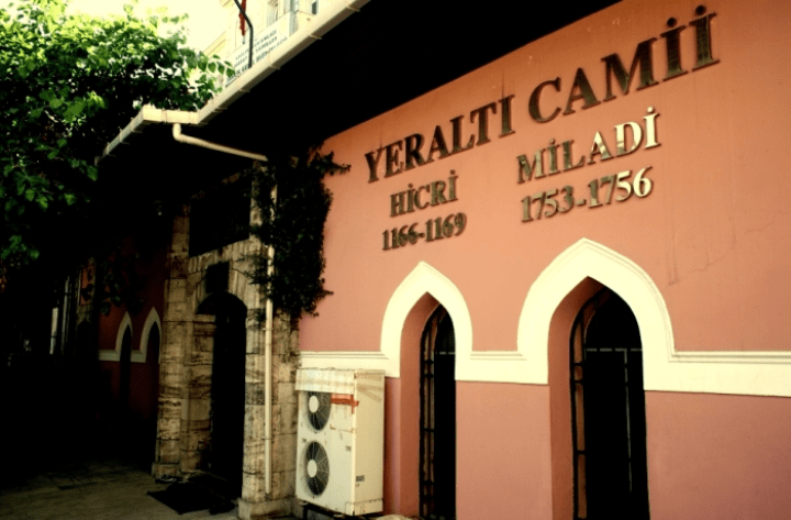 Yeralti Camii