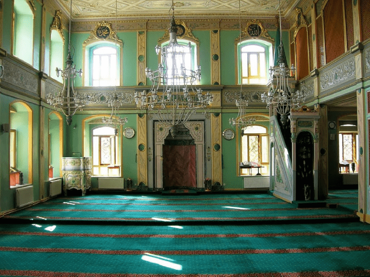 Aziz Mahmut Hüdai Camii