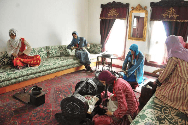 Osmanlı Evi Bal Mumu Kadınlar