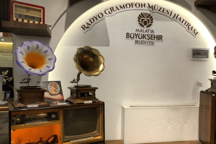 radyo gramofon müzesi