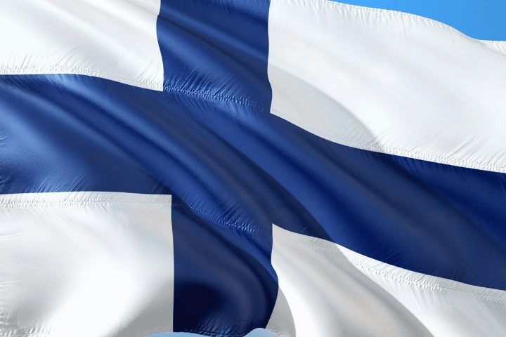finlandiya bayrağının anlamı