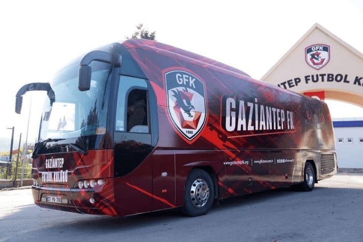 Gaziantep Futbol Kulübü takım otobüsü